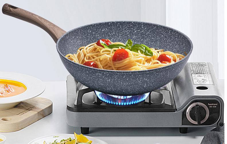 不粘锅贵的,不粘锅价格高低差在哪