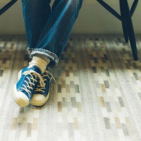 这5款经典帆布鞋还能再流行100年,什么牌子的帆布鞋舒服耐穿又好看