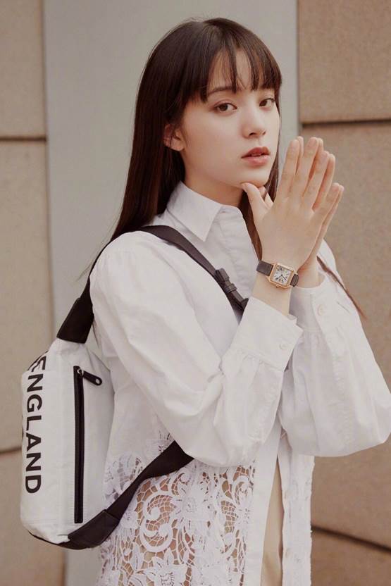 欧阳娜娜匡威造型,匡威欧阳娜娜黑色亮片鞋