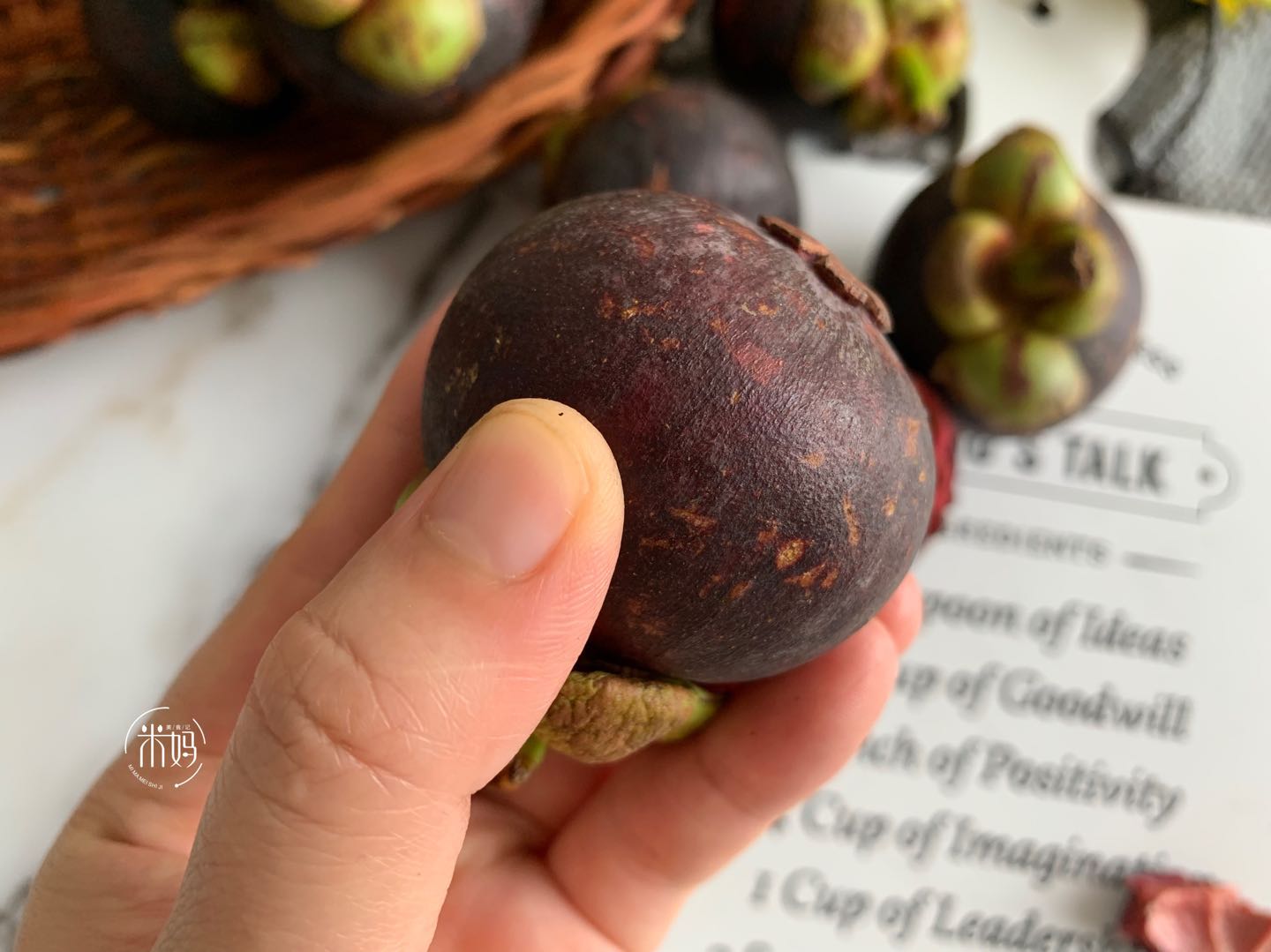 山竹选皮厚还是皮薄,山竹是挑红的还是黑的
