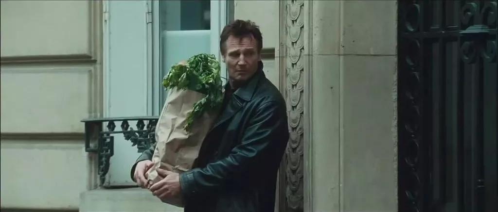 为什么电视剧买菜就要买芹菜,为什么国外买菜都要包纸袋