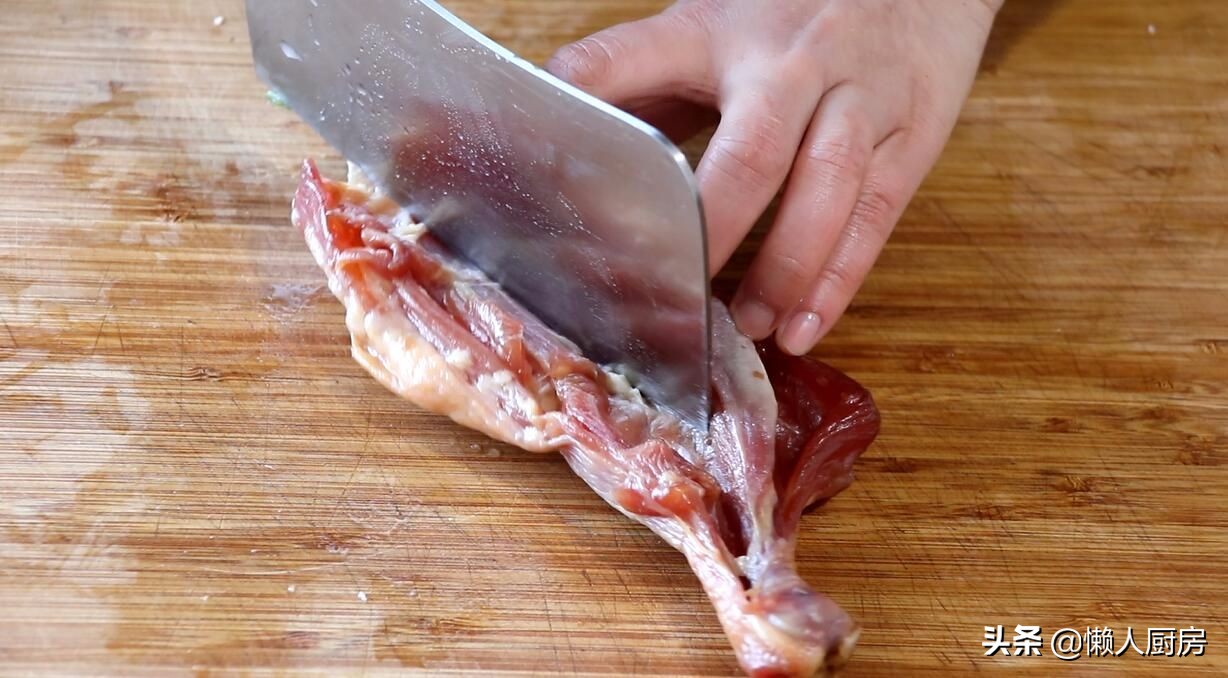 腊鸡腿蒸冬瓜做法,大锅菜腊鸡腿冬瓜