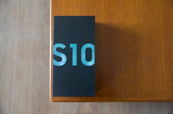 三星galaxys10性能测评,外媒三星galaxys10全系列上手体验