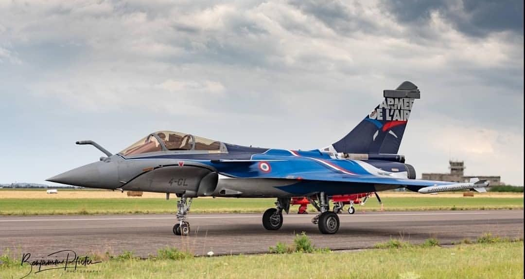 达索阵风战斗机vs布加迪,法国达索阵风