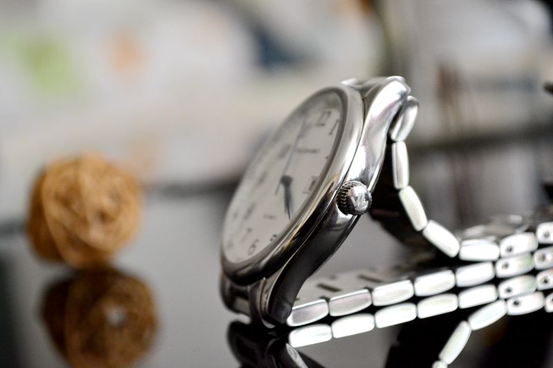 小米有品轻派机械表深海系列手表,小米2020年发布的699手表