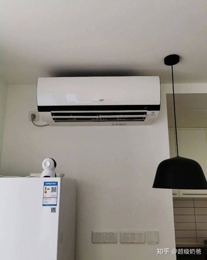 她买下40㎡自己住​，功能一个不少，却能住出100㎡的宽敞