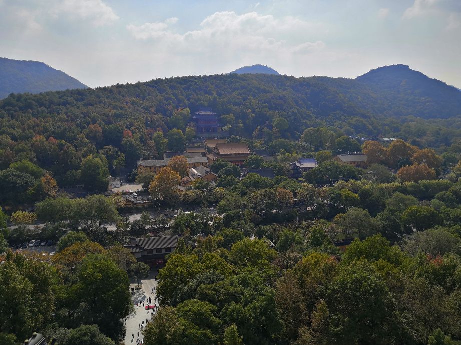 雷峰塔和净慈寺的风景,西湖美景雷峰塔一游