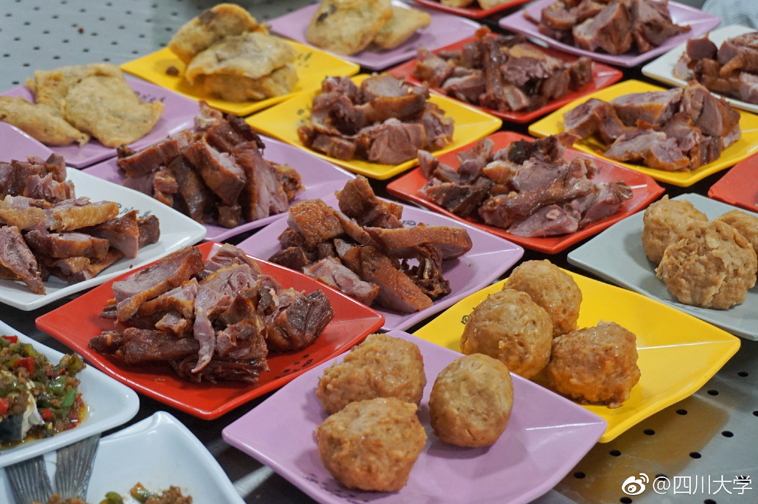 四川的大学食堂伙食,四川大学的饭菜好不好吃