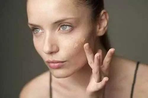 化妆镜没有补光灯怎么化妆,化妆镜子没灯怎么变成有灯