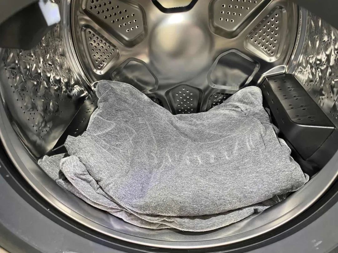 大的床单怎么放进洗衣机洗得干净,放洗衣机里面洗床单首先要干什么