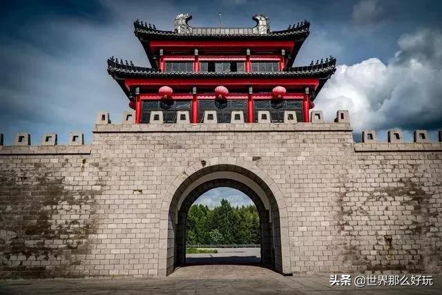 斥资3个亿,国外竟有个山寨中华古城:北京鼓楼、兵马俑……