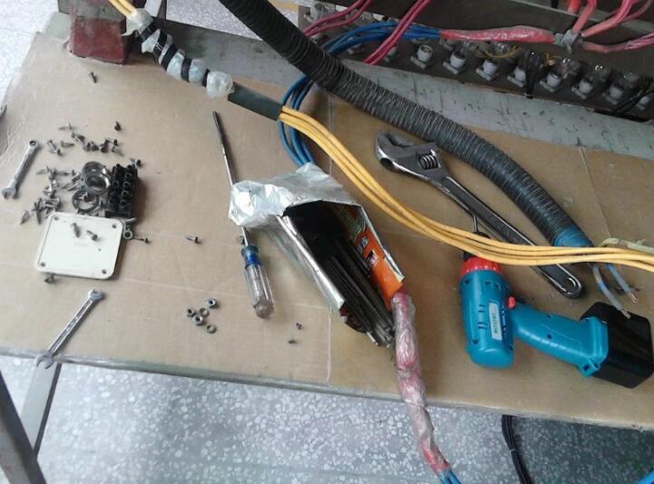 直流稳压电源如何改5a,可调直流稳压电源维修案例