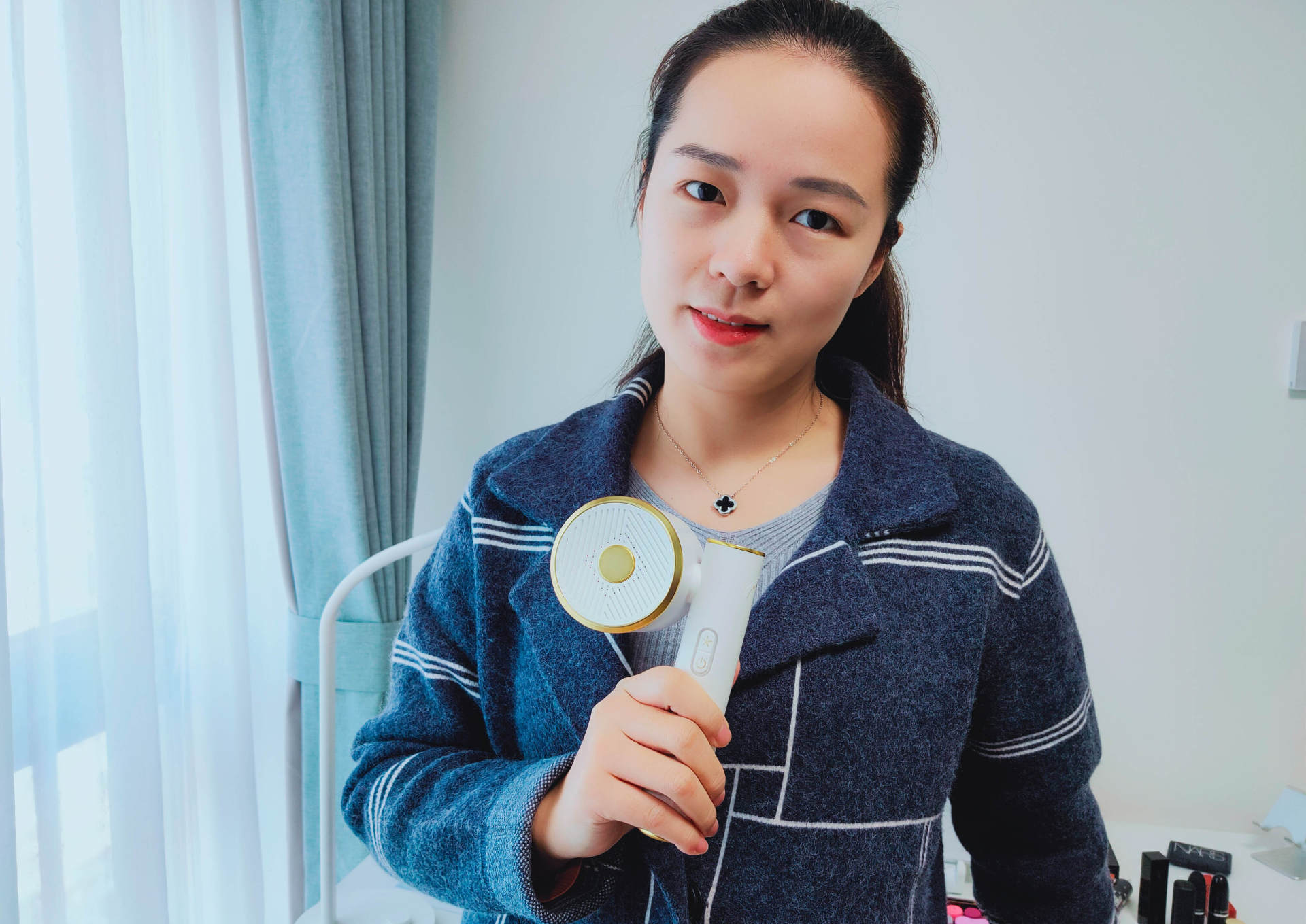 好物推荐剃毛球修剪器 (这个升级版的毛球修剪器不伤衣服)