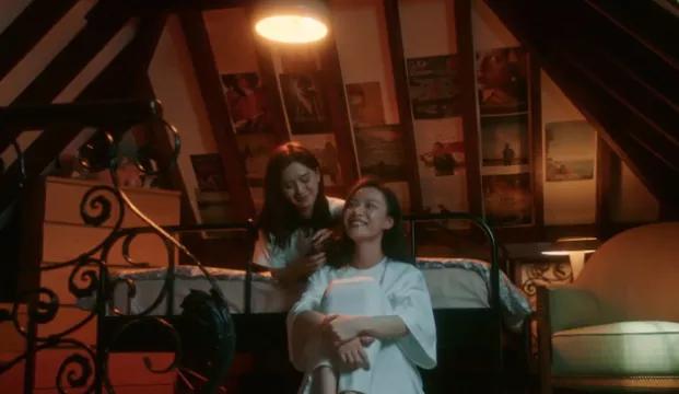 趁我们还年轻趁爱人还未老,趁我们还年轻里面的友情