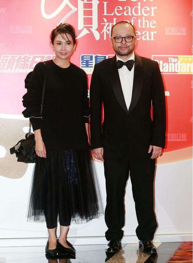 54岁邱淑贞身材发福憔悴头发稀疏,邱淑贞和丈夫如今怎么样了