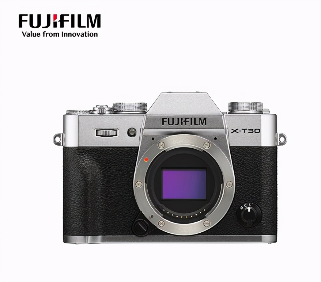 2021年买单反还是微单,微单与单反初学者如何选购