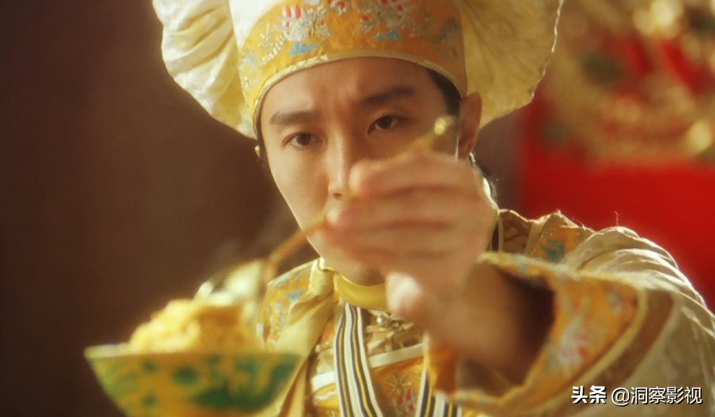 周星驰的电影为什么越看越哭,周星驰电影看了感觉是悲剧