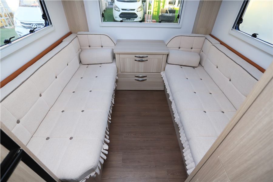 10万能买个什么样子的二手房车,10万左右能买房车吗