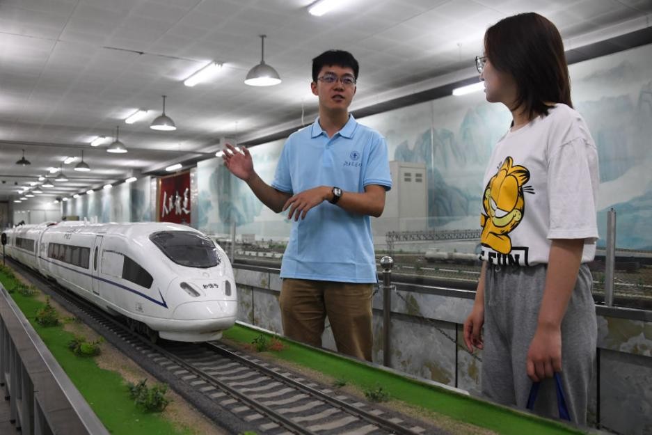 央视新闻点评交大,央视点赞新华社