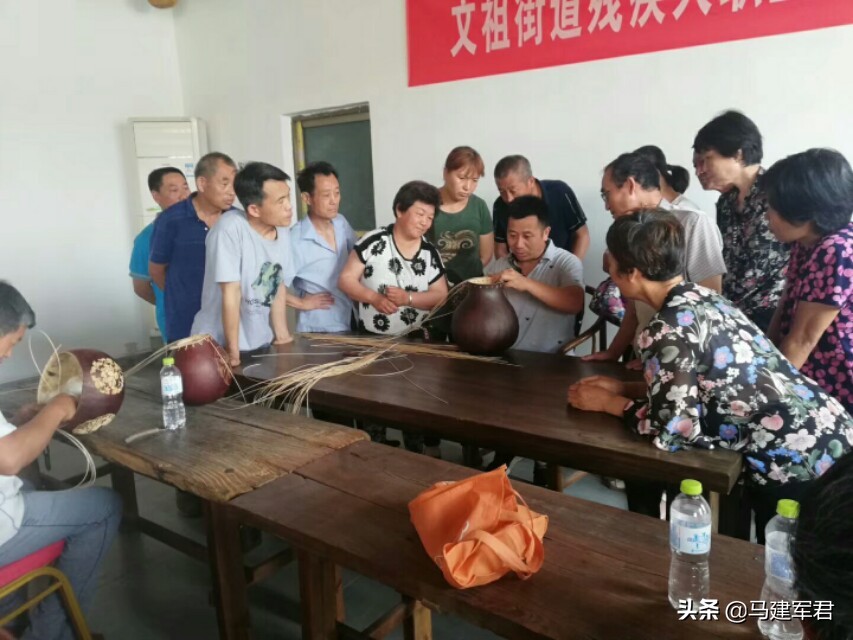 小葫芦，大梦想——葫芦王马友谊