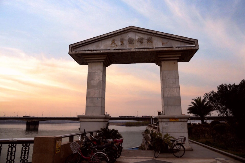 襄阳有几个码头,探寻襄阳的文化魅力