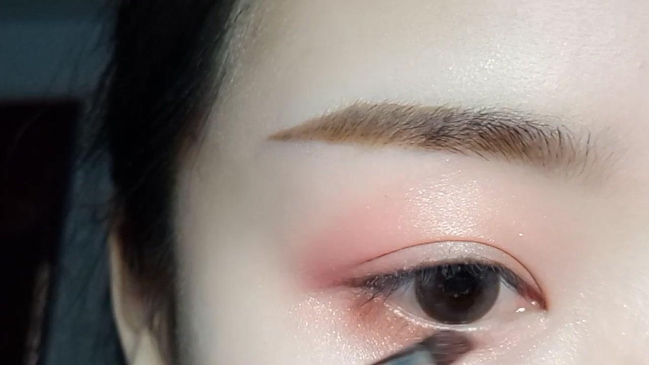 零基础新手学画眼影,如何画眼影初学者也可以