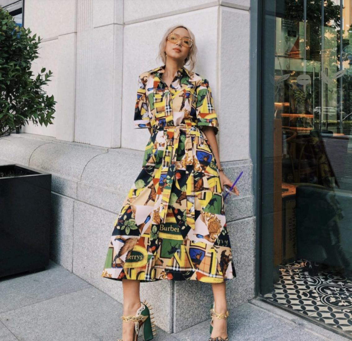 宋慧乔穿黑色v领,35岁宋慧乔穿搭