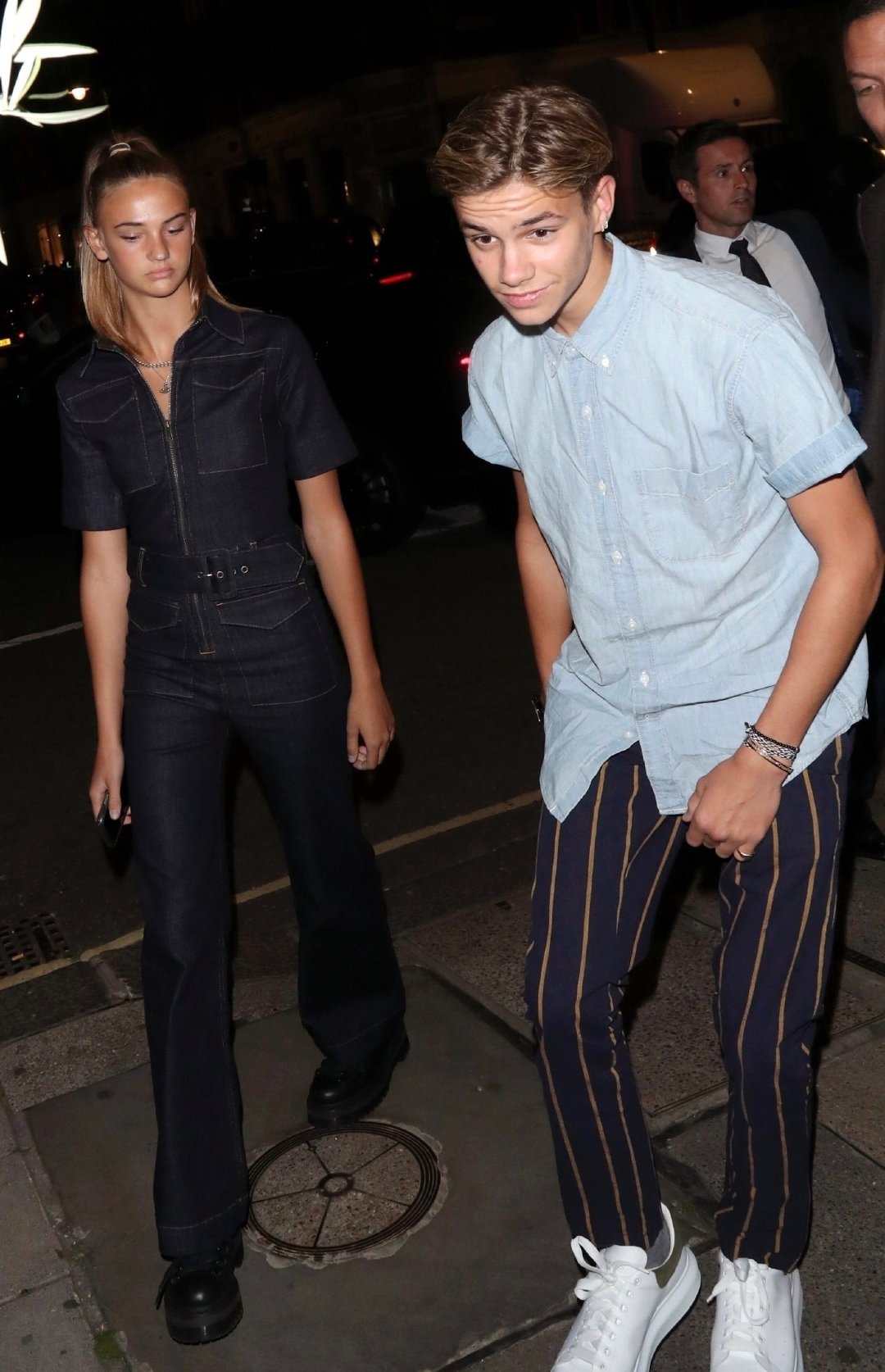 小贝全家助阵贝嫂,小贝二儿子罗密欧首秀