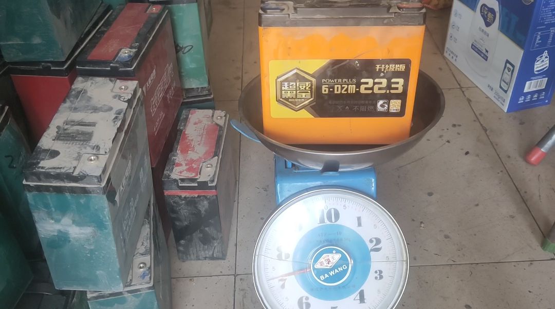 黑金电池和普通电池怎么选,黑金电池和普通电池的区别