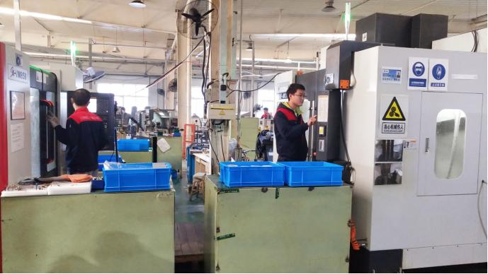 学习宣传贯彻落实*党**的十九届五中全会精神|静海龙创恒盛实业加速打造“智造”新高地