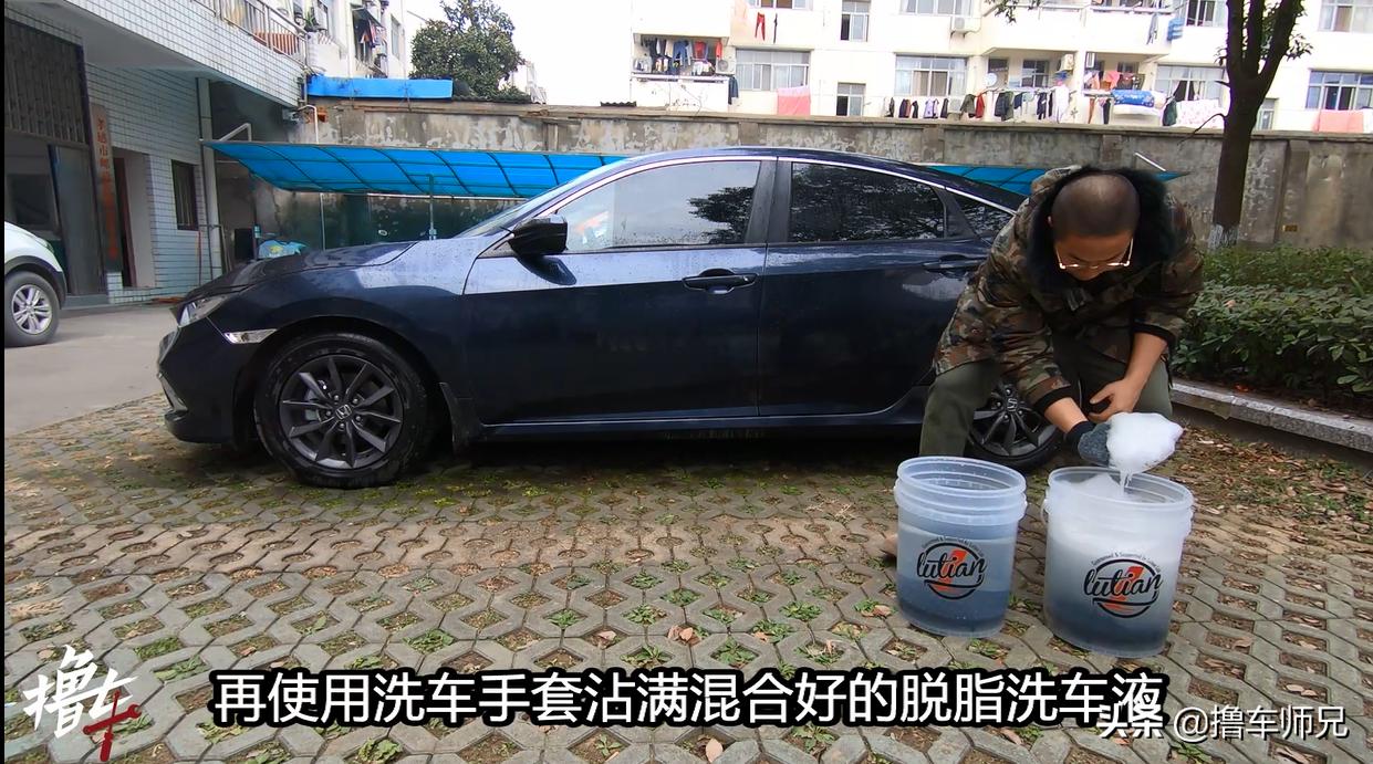 白色车车漆暗沉怎么办,车漆氧化失去光泽用什么洗