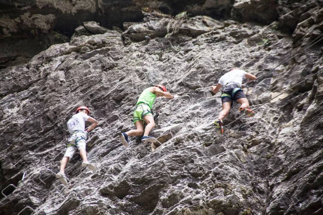阿依河团购门票,阿依河门票优惠是要线下买票吗