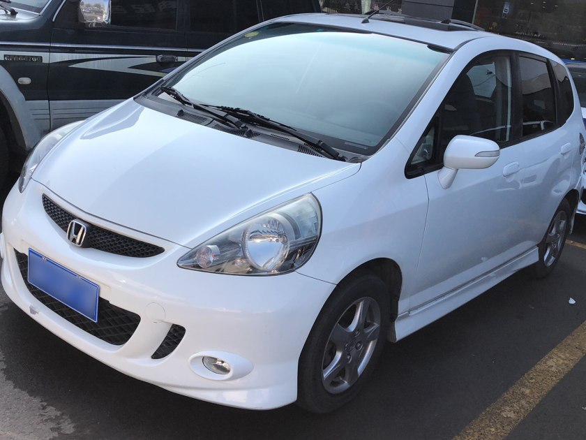 本田信仰神车手动挡,本田飞度最新款评测