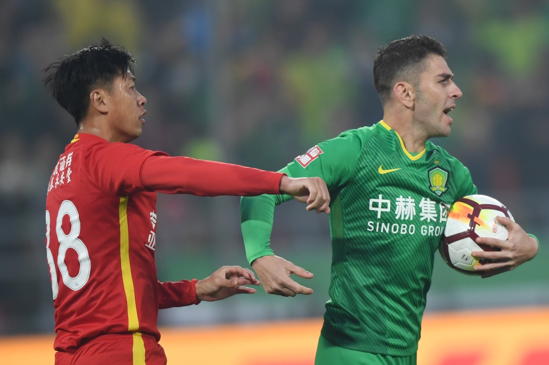 当塔神和索九宣布告别的时候日本恒大却迎来了新援葫芦娃