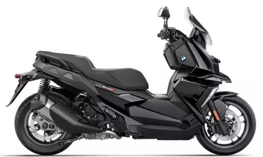 S1000RR摩托车新增M套件，BMW两款拳头产品重拳出击！