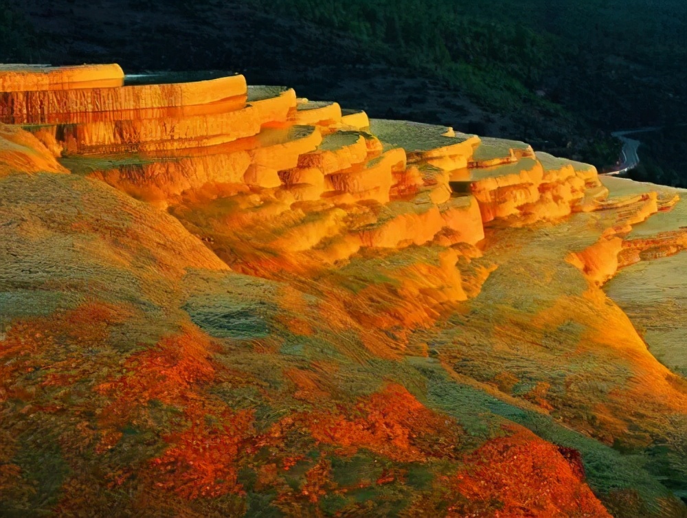 带你Get《司藤》同款神仙美景，春天的香格里拉这样玩