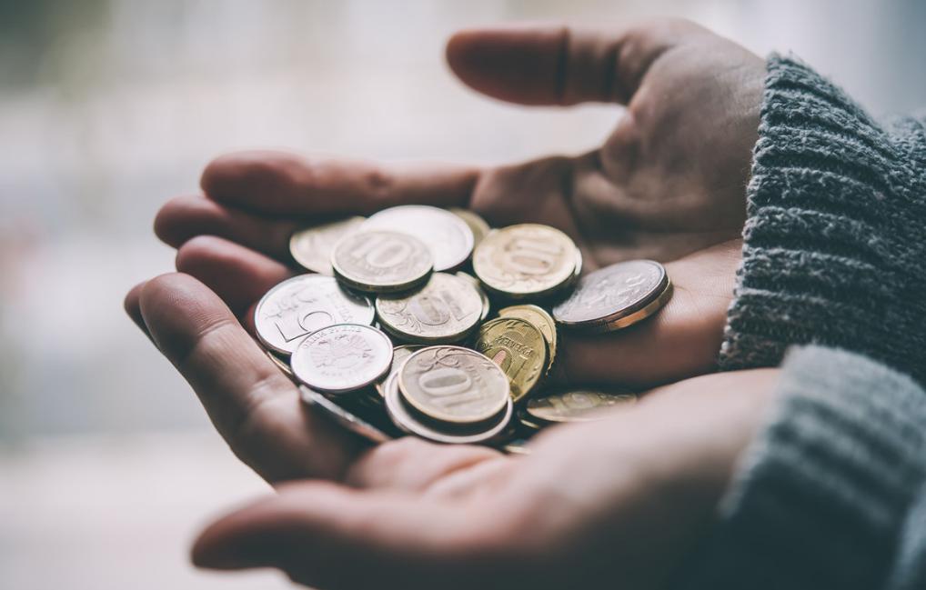 燕郊一个月挣多少钱,6亿人民币月入多少