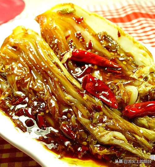 大白菜过油不会腻的做法,西瓜视频大白菜这么吃天天都不腻