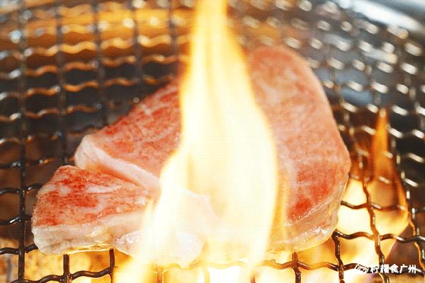 2年有3000条五星好评,6个月前登上必吃榜,这家店膨胀了……