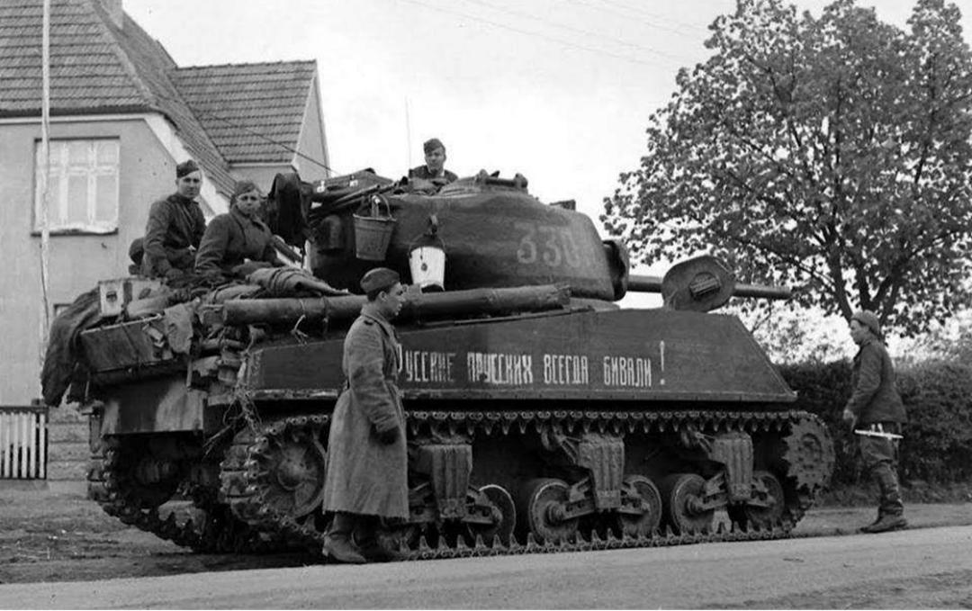 被过度吹捧的M4“谢尔曼”坦克,在应急产品中,它也是略逊一筹