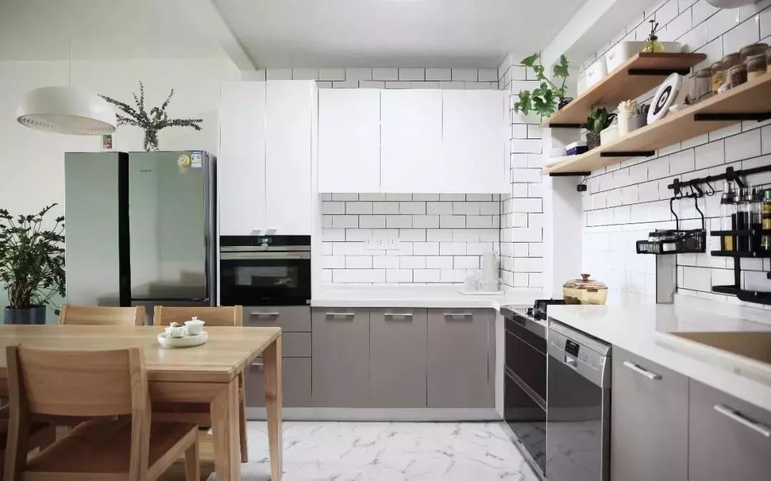 当现代厨房遇上集成灶,当厨房遇上餐厅