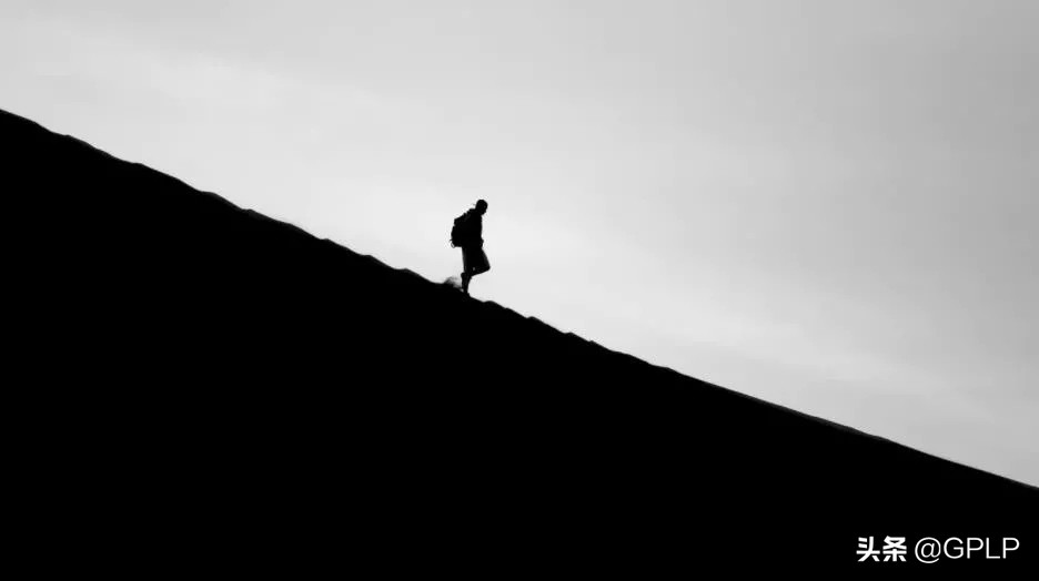 信而富上市两年股价下跌超90%退市警钟敲响