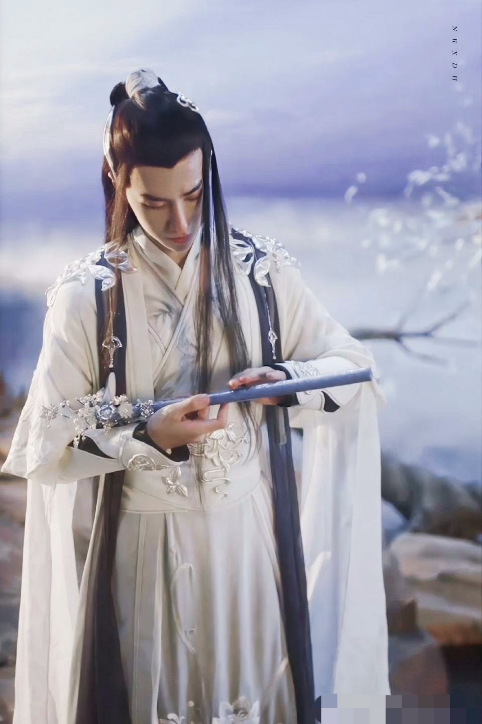 有翡王一博赵丽颖定妆照,有翡赵丽颖王一博合照图片