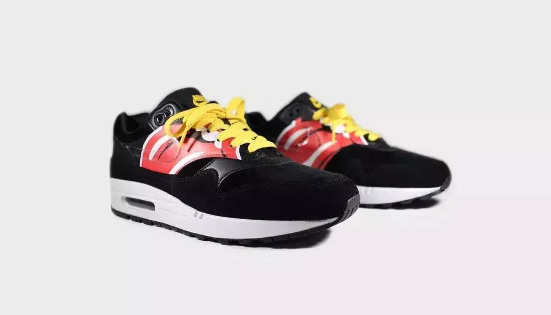 璐皯绐熺殑瓒崇悆鐞冮瀷,璐皯绐熷嚭鏉ョ殑鐞冮瀷