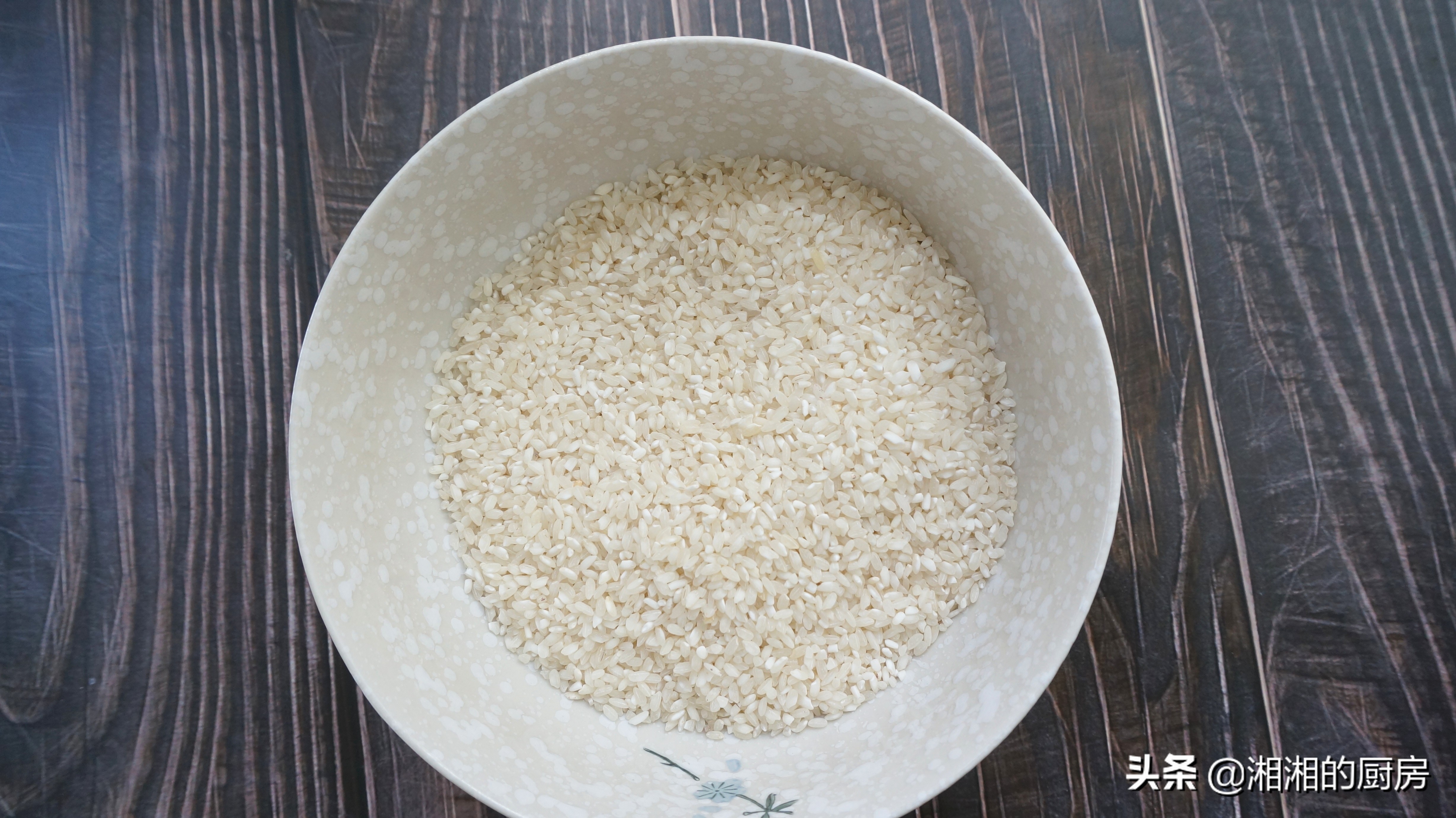 湖南手工米粉要不要泡,自做米粉不粘坨的方法