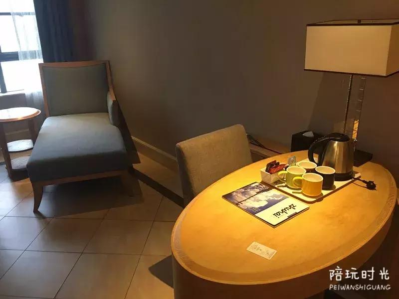 长隆什么时候去最好玩,一个人带两娃出去长隆有危险吗