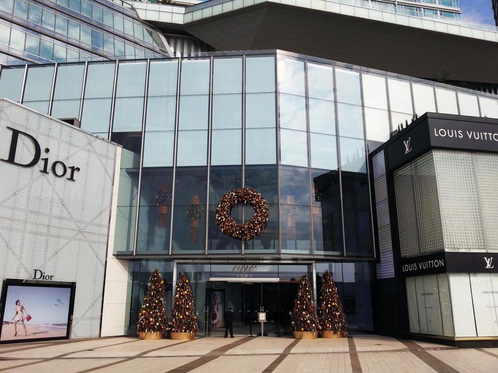 婢抽棬宸撮粠閰掑簵杩樻槸濞佸凹鏂厭搴楀ソ,婢抽棬鍥涘閰掑簵鍜屽洓瀛e悕鑽熷摢涓ソ