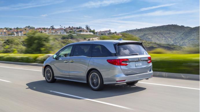 本田奥德赛商务车7座报价2021款,本田奥德赛混动版2021落地价