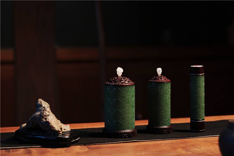 五彩斑斓的和田玉家族!这抹价值不菲万的“绿”来自何方?