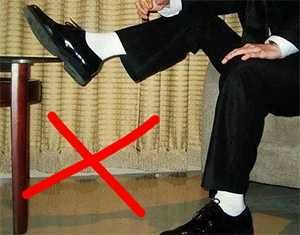 如何穿西装不像卖保险的,西装怎么穿才不像卖保险的